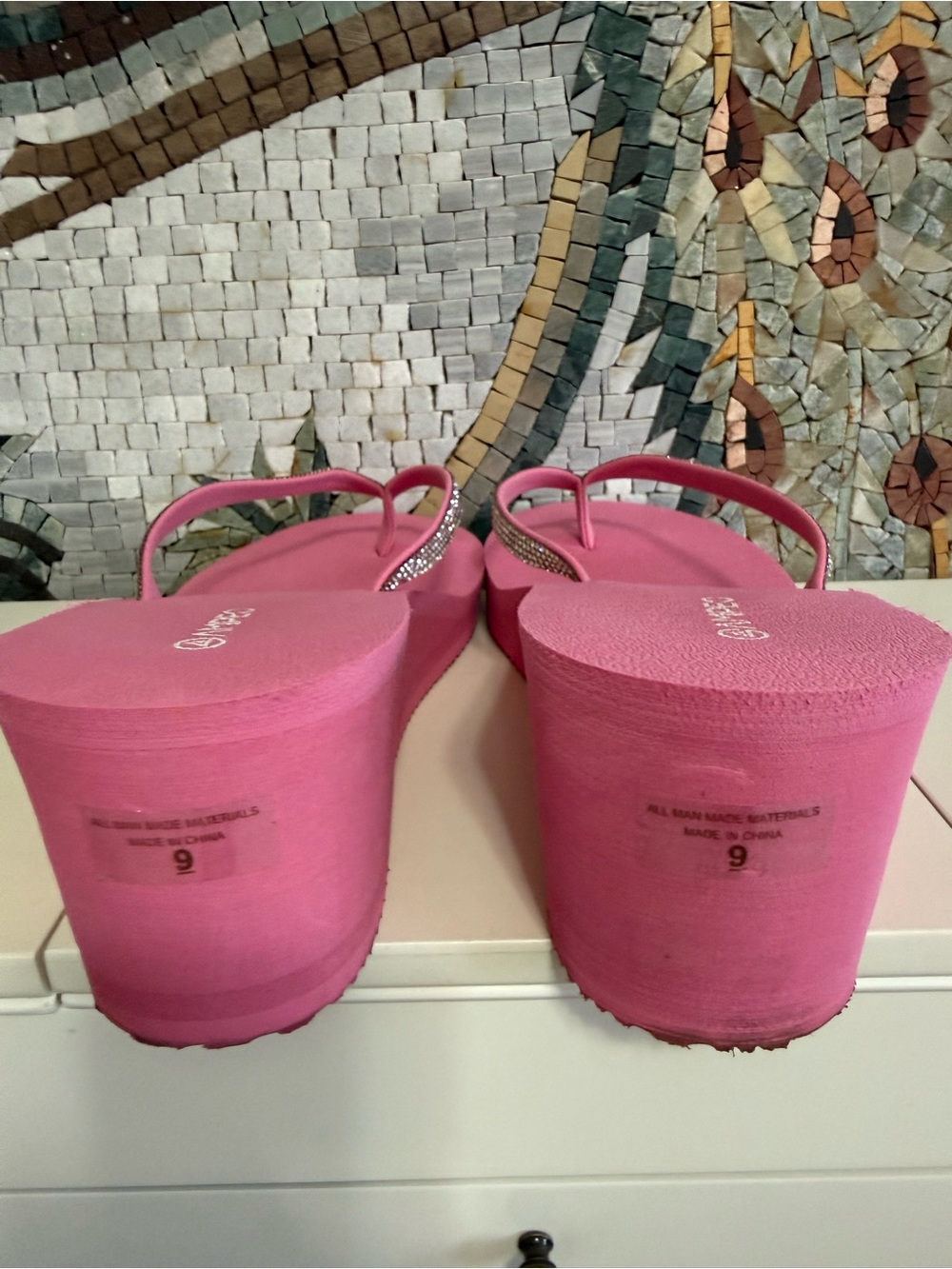 Pink platform sandals - Picture 4 of 5